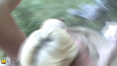 26568